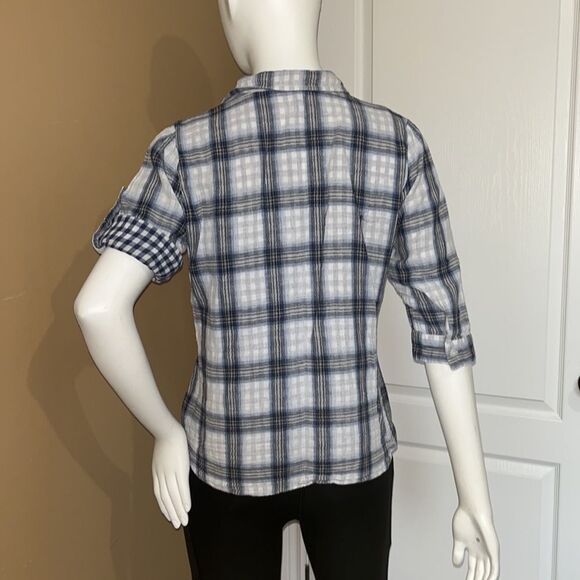 Women (can be Maternity) button down shirt/Size XL - Picture 4 of 9